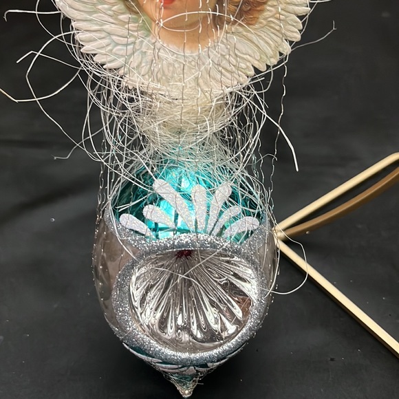 NWT Gorgeous and Unique Pair of Holiday Angel Ornaments. Hand Blown. Polish. - Picture 3 of 13